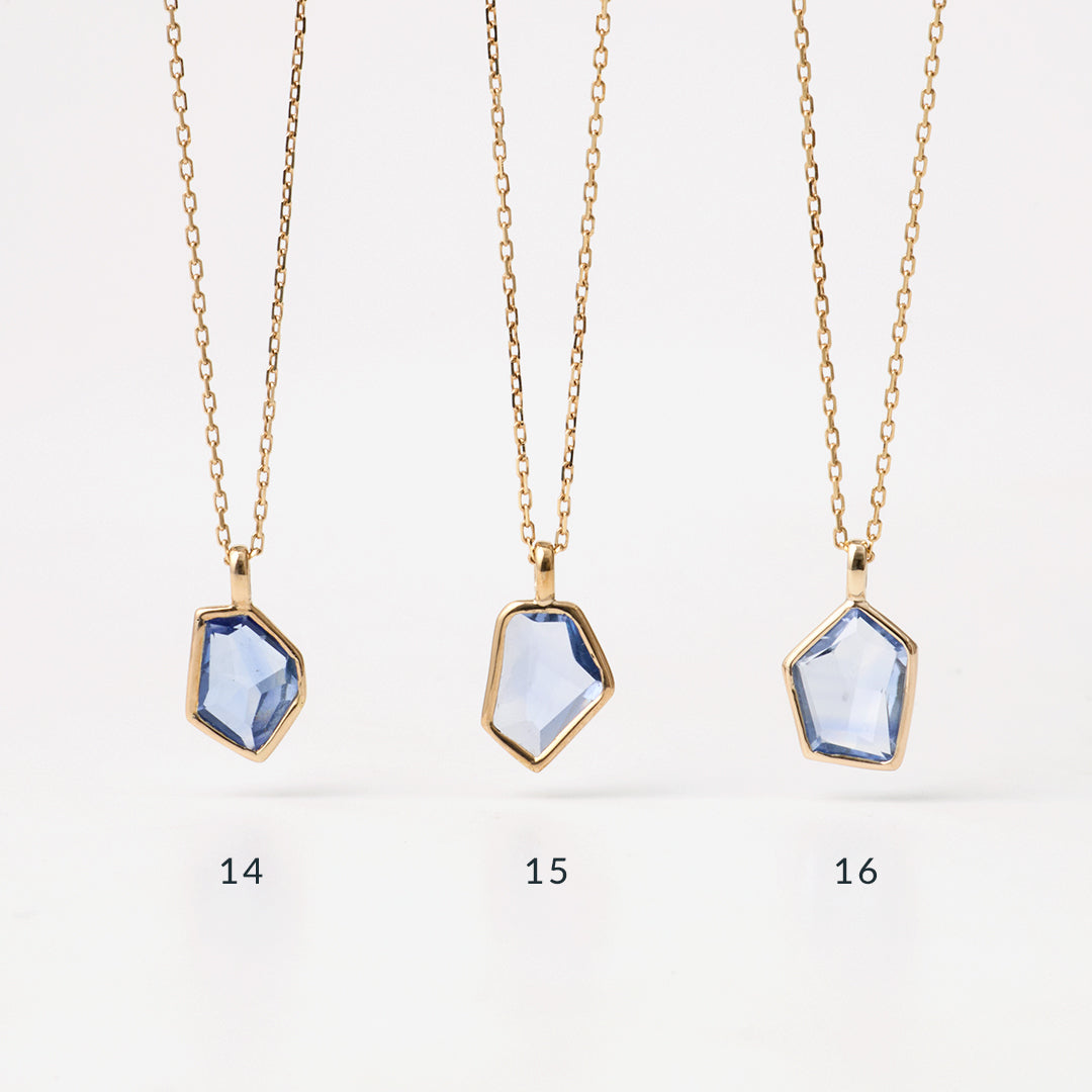 Pale Sapphire トップ