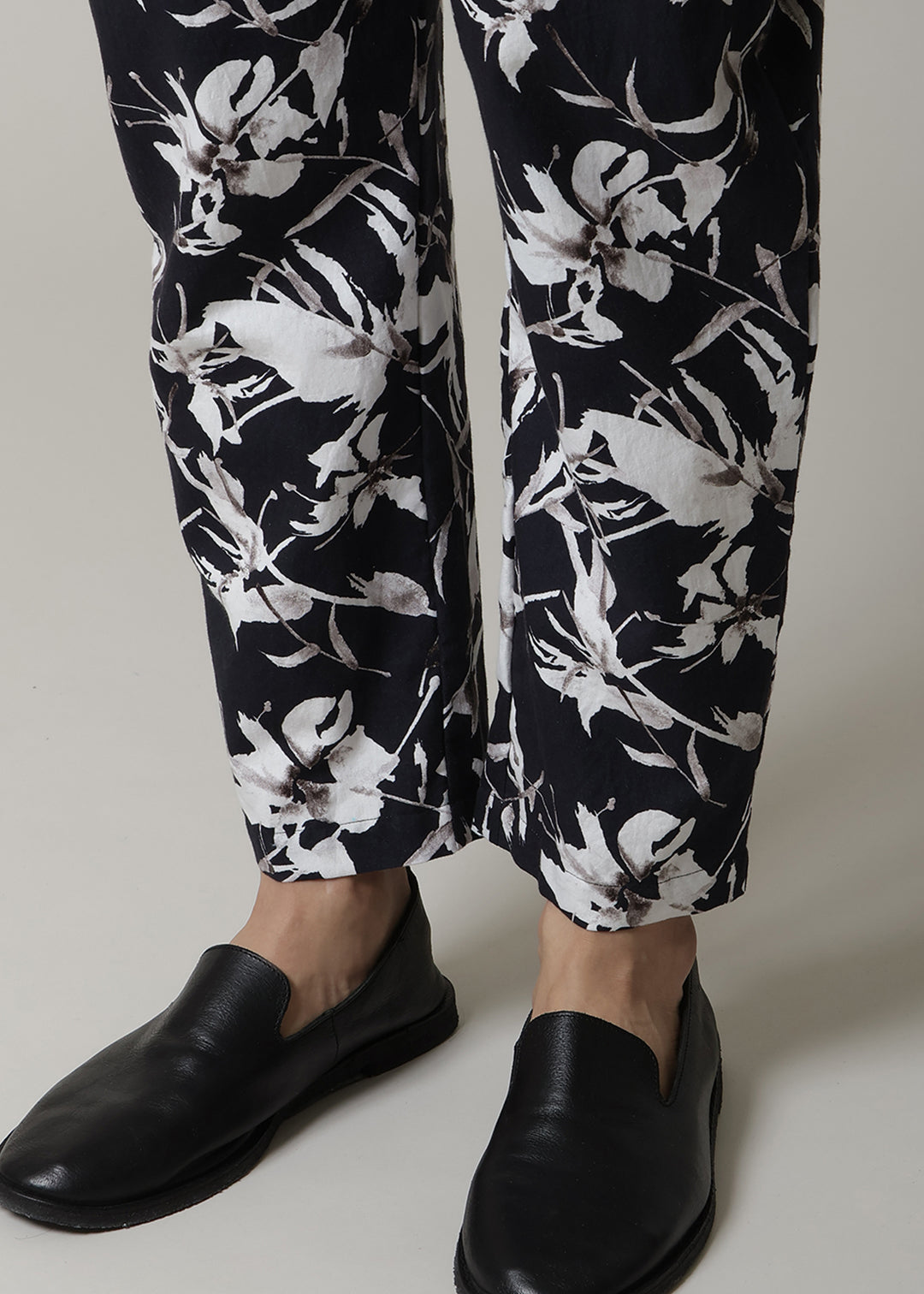Kaname Simple Pants Printed Khadi