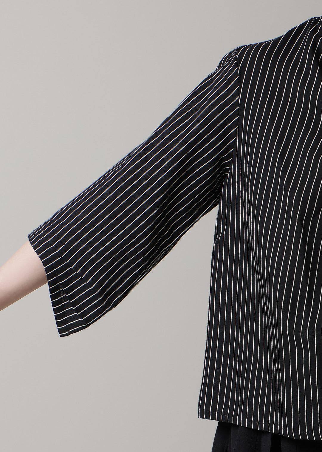 Sculpted Twist Neck TP L/C stripe