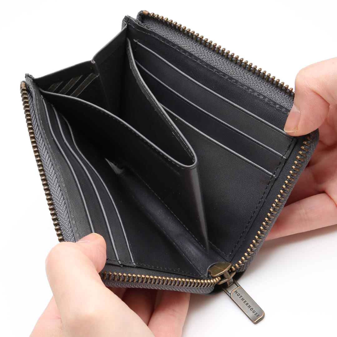 Antique L Style Half Wallet