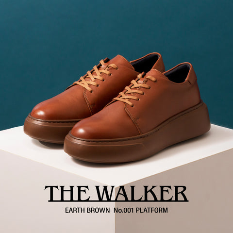 レザースニーカー、春の新色アースブラウン