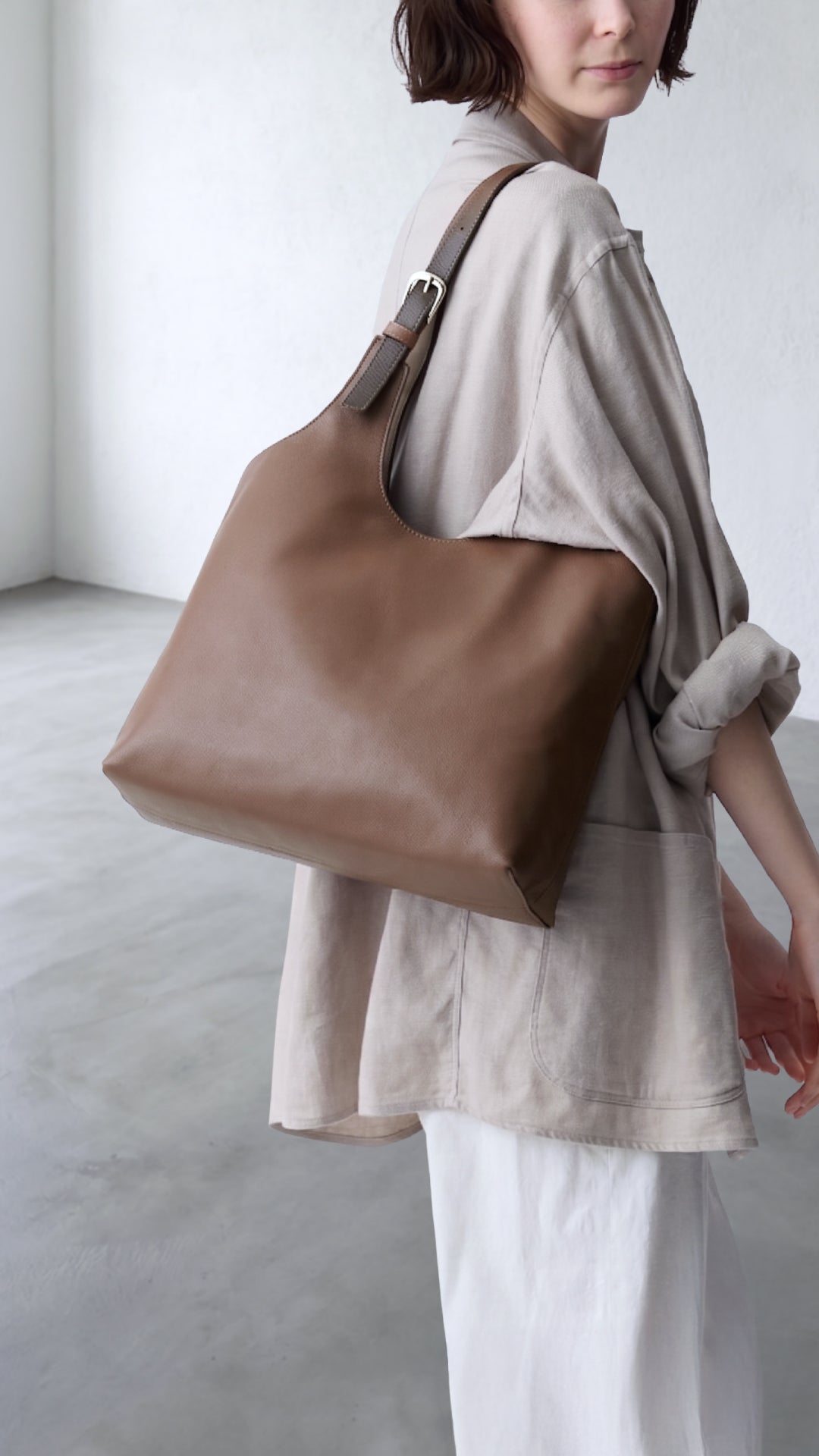 Gradient Handle Tote – マザーハウス 公式サイト