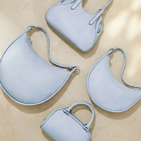 軽やかな春のお出かけに、心弾む限定カラー