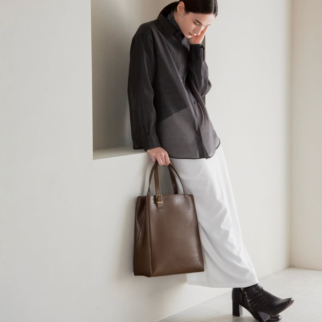 Bright V Tote
