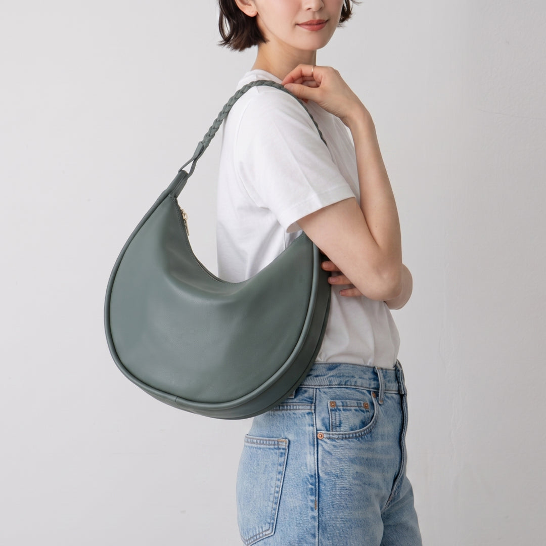 マザーハウス　ショルダーバッグ　ラウンド ムーン 2 ウェイ トート Round Moon 2 Way Tote – マザーハウス 公式サイト