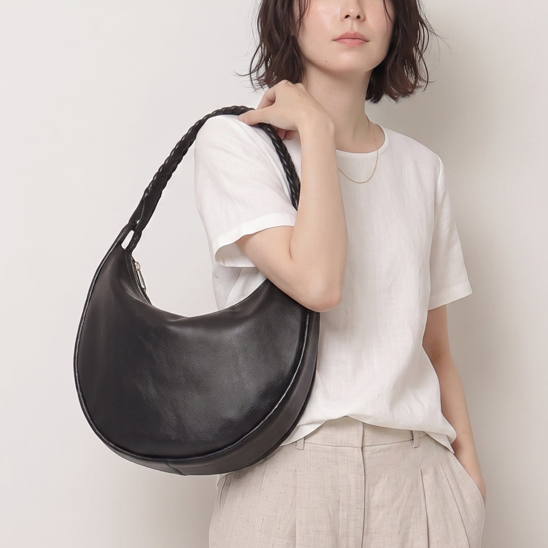 マザーハウス　ショルダーバッグ　ラウンド ムーン 2 ウェイ トート Round Moon 2 Way Tote – マザーハウス 公式サイト