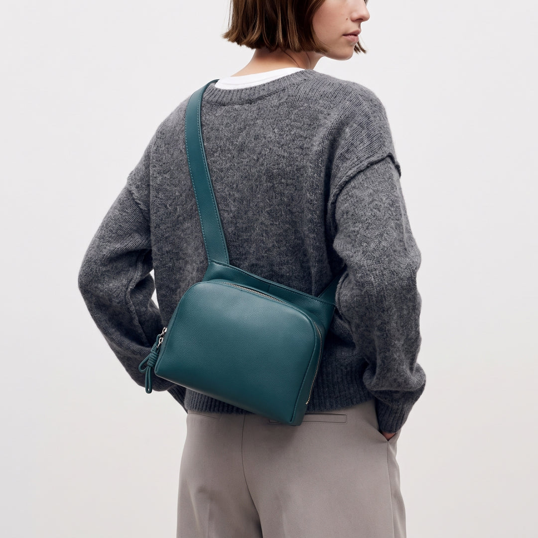 Sora 2 Way Shoulder M