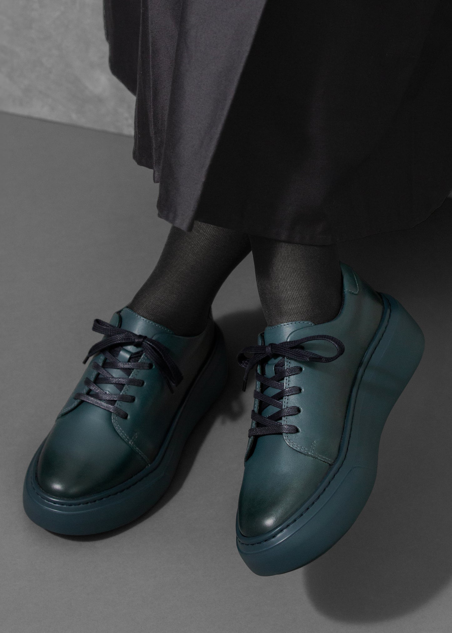 THE WALKER No.001 PLATFORM