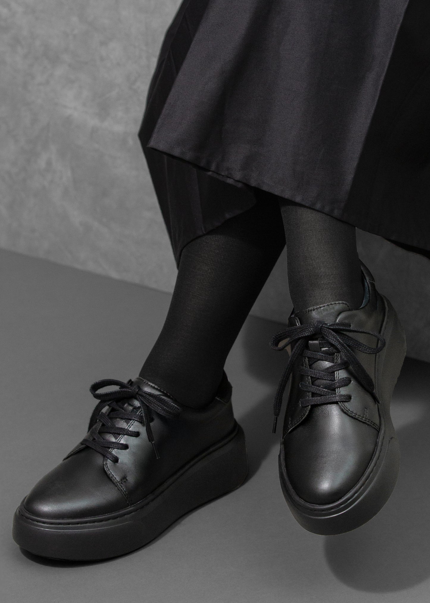 THE WALKER No.002 PLATFORM