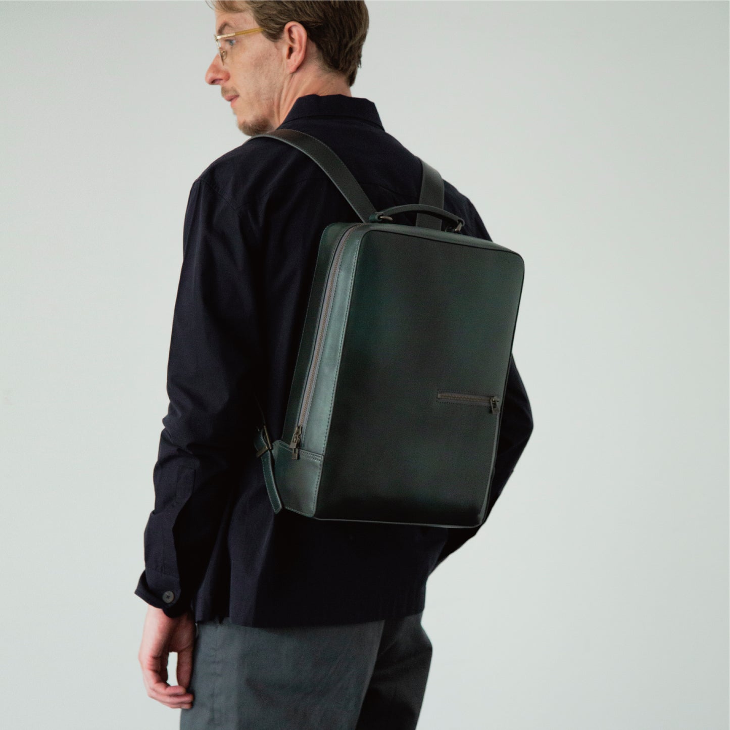Antique Square Backpack Line Accent