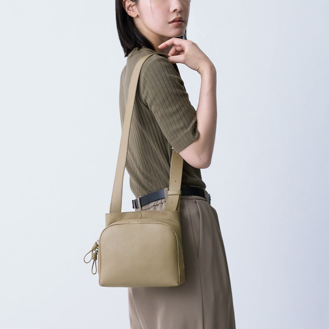 Sora 2 Way Shoulder M