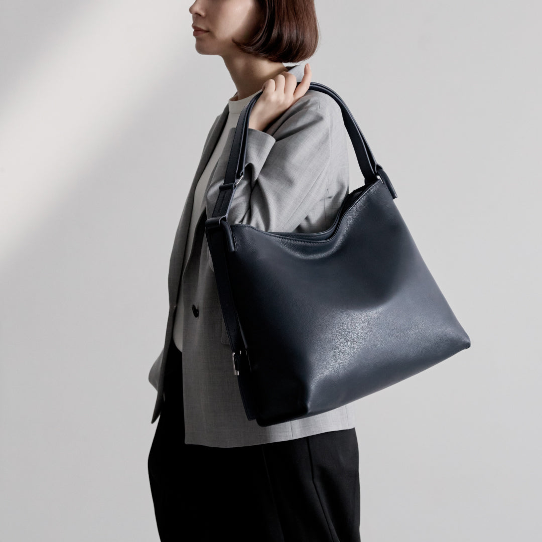 LEJA 2way サテンローズバッグ　バッグ セール】【LEJA】サテンローズバッグ結婚式 パーティー 成人式 二次会
