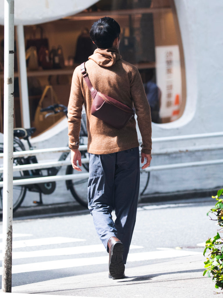 Grained Cross Bag – マザーハウス 公式サイト