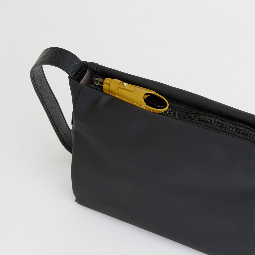 Blind Soccer Middle Shoulder