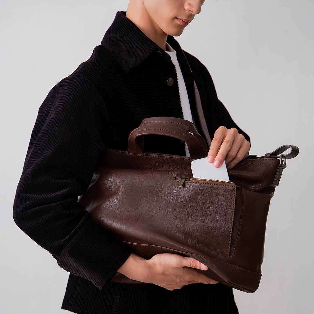 Grained 2 Way Shoulder