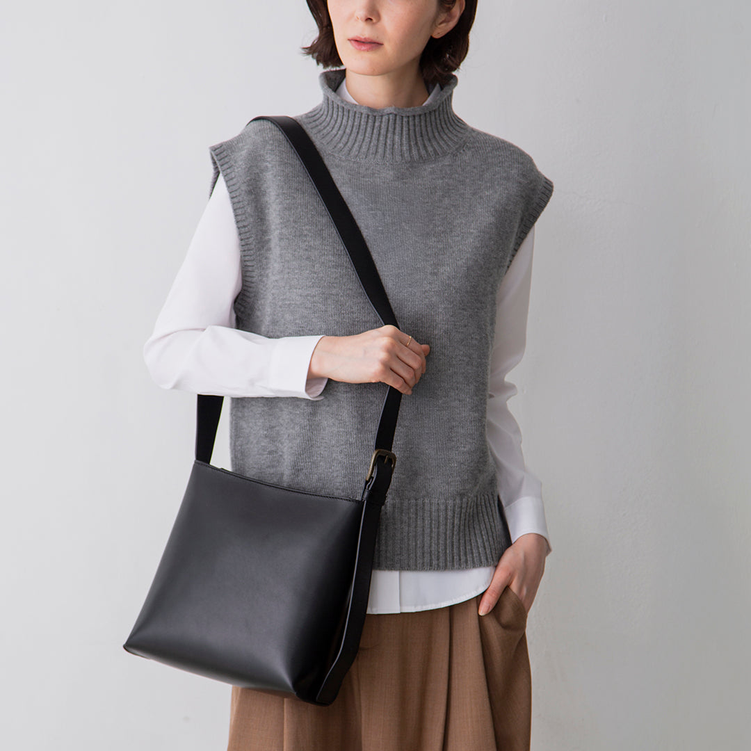 Bright Square Shoulder