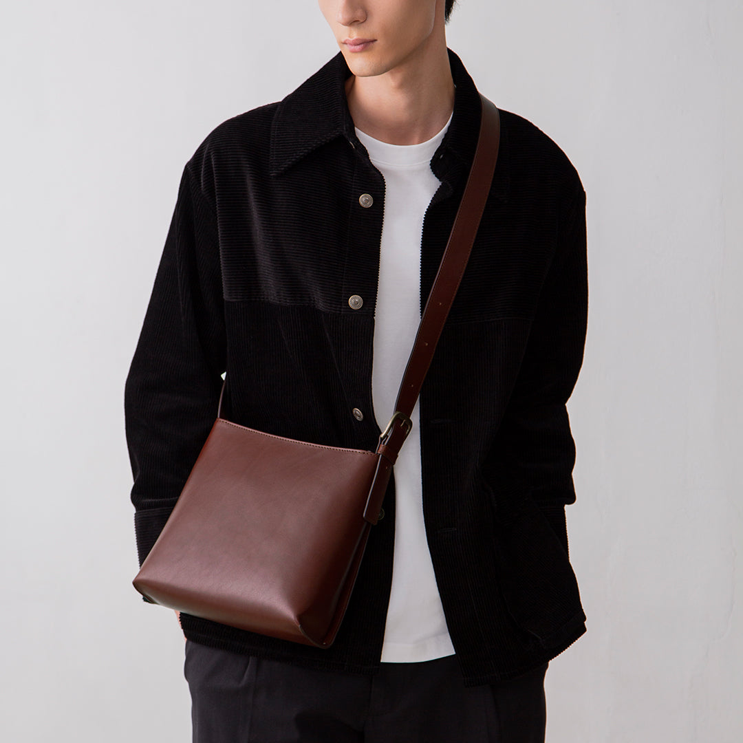 マザーハウス　メンズスクエアバック Antique Square Backpack / アンティーク スクエア バックパック