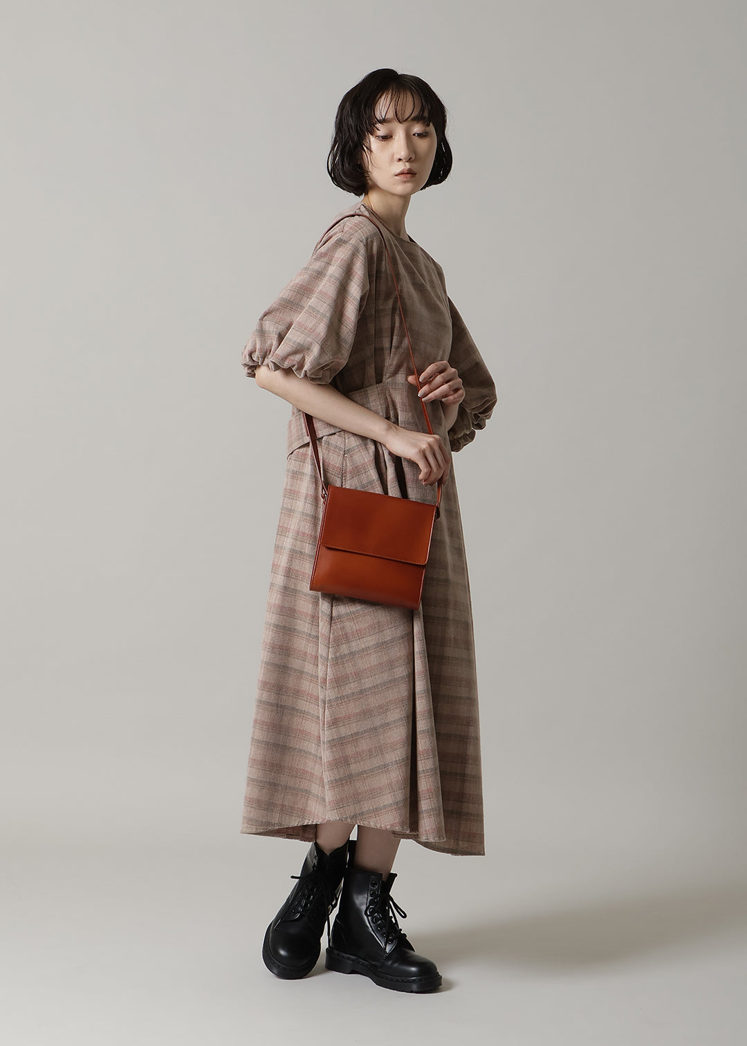 Kaname Antique Square Shoulder