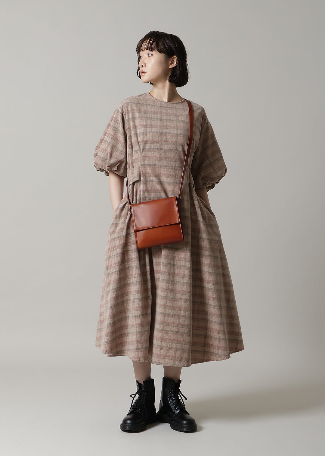 Kaname Antique Square Shoulder