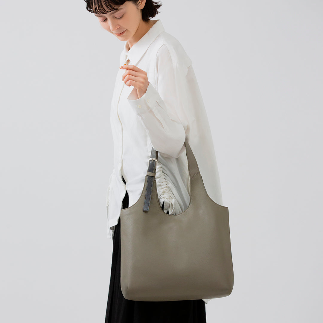 Gradient Handle Tote