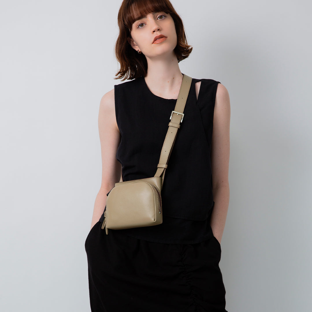 Sora Contrast 2 Way Shoulder S