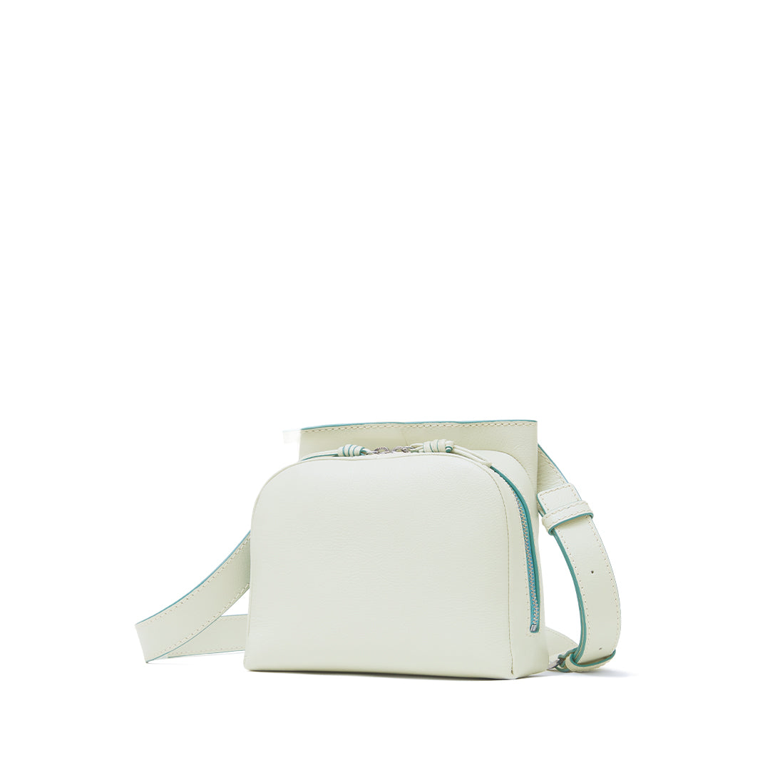 Sora Contrast 2 Way Shoulder M