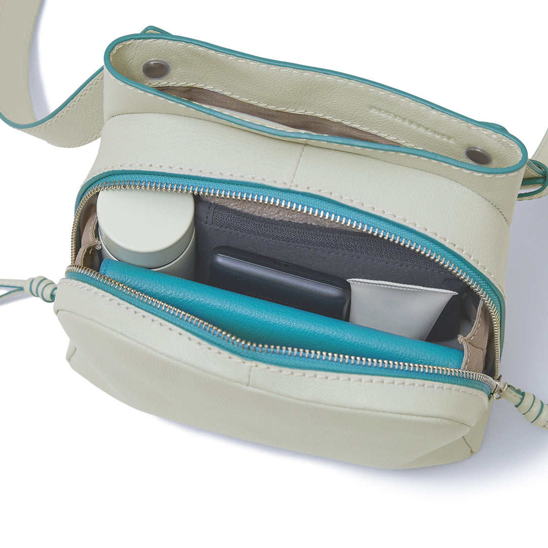 Sora Contrast 2 Way Shoulder M