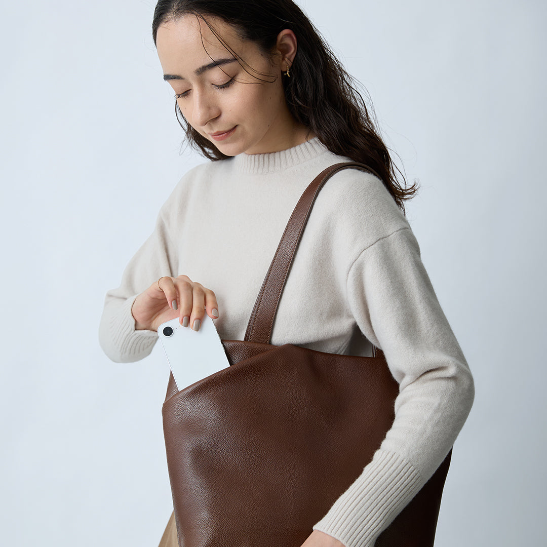 Fluid Tote M