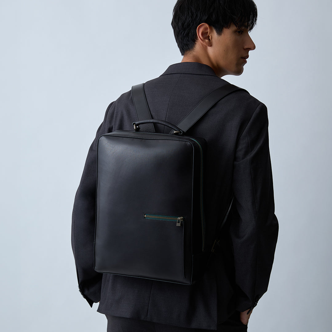 Antique Square Backpack Line Accent