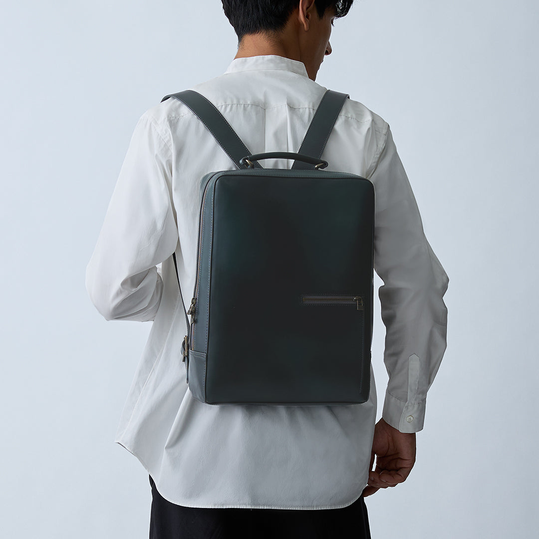 Antique Square Backpack Line Accent
