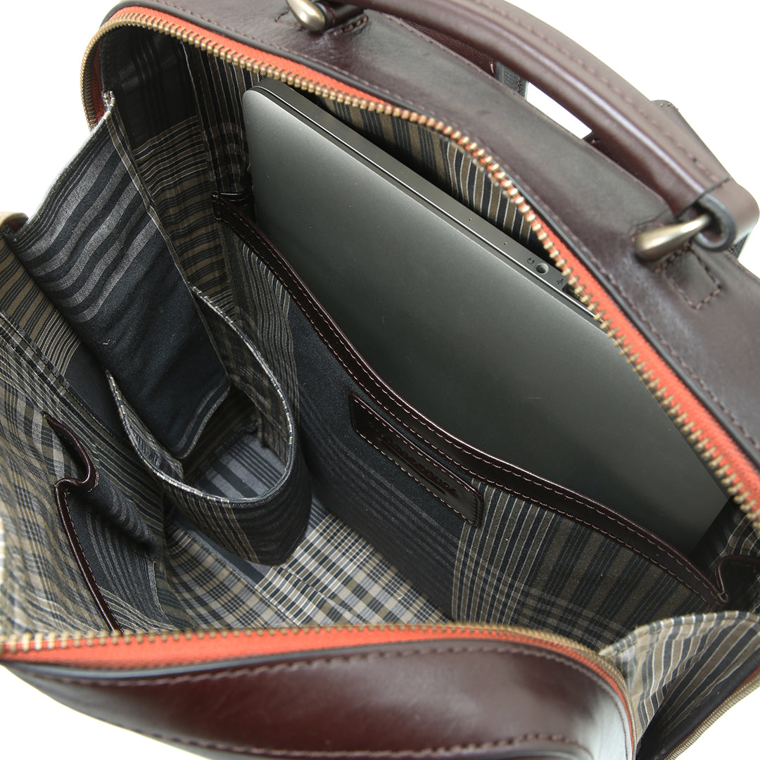 Antique Square Backpack Line Accent