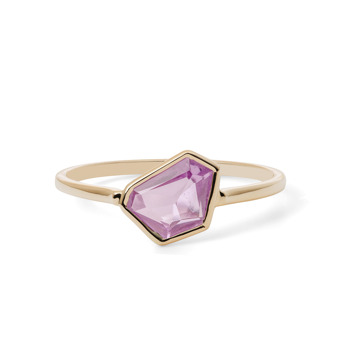 Pale Fancy Sapphire リング