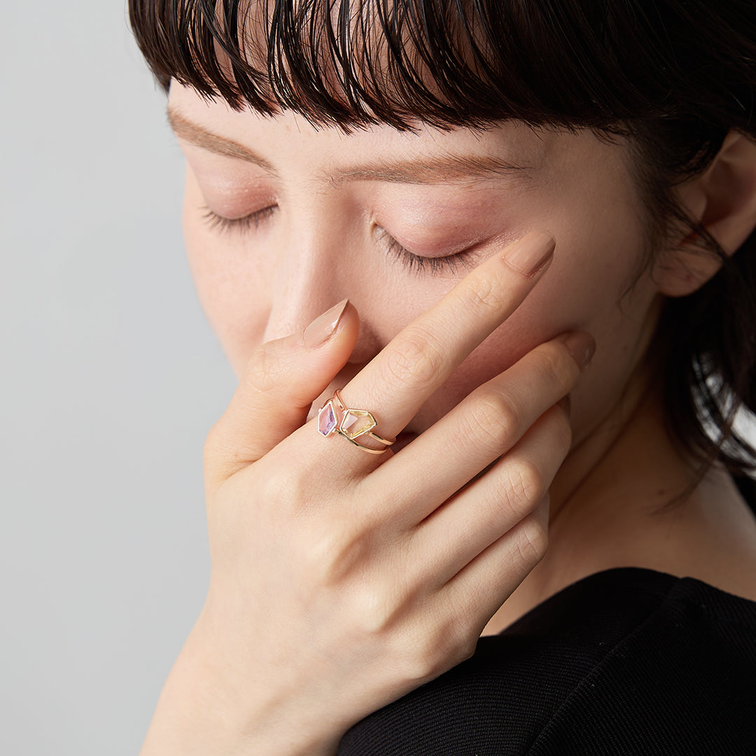 Pale Fancy Sapphire リング