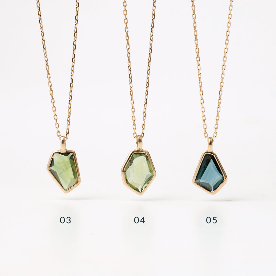 Pale Fancy Sapphire トップ