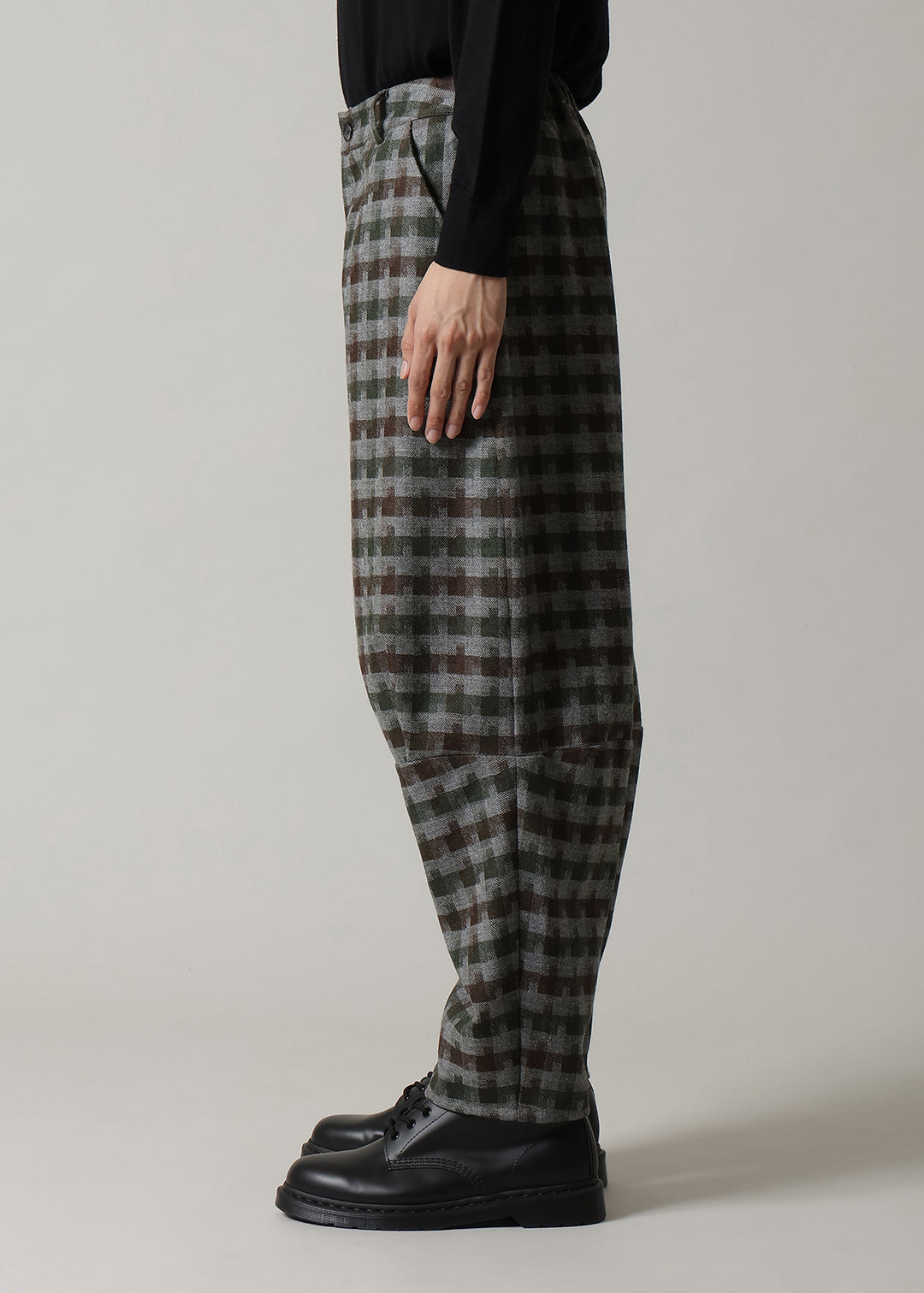 Nomad Knee Tuck Pants Scotsman