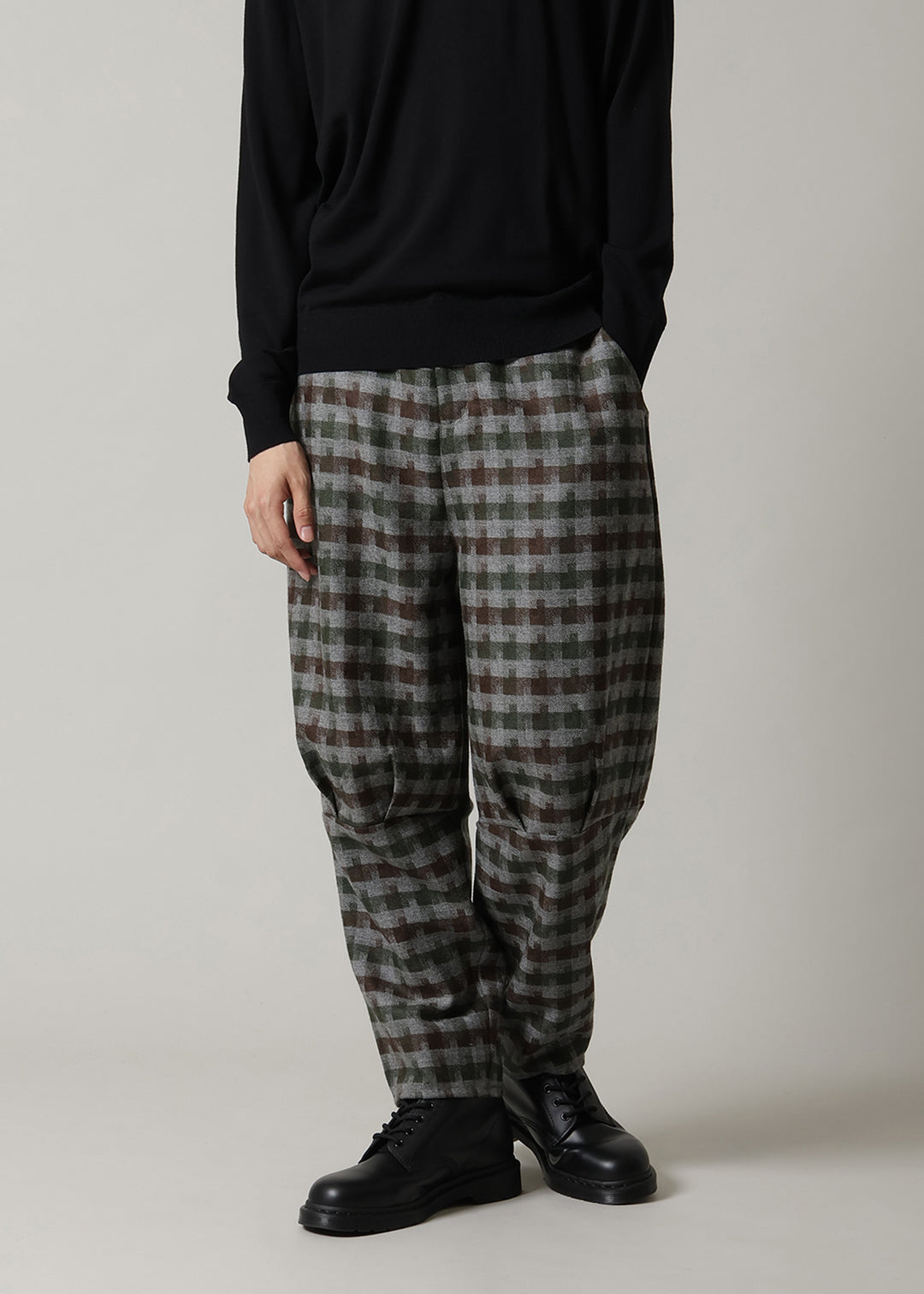 Nomad Knee Tuck Pants Scotsman