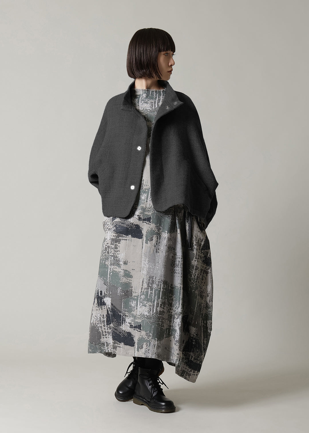 Matou Stand Collar Short JK Modura