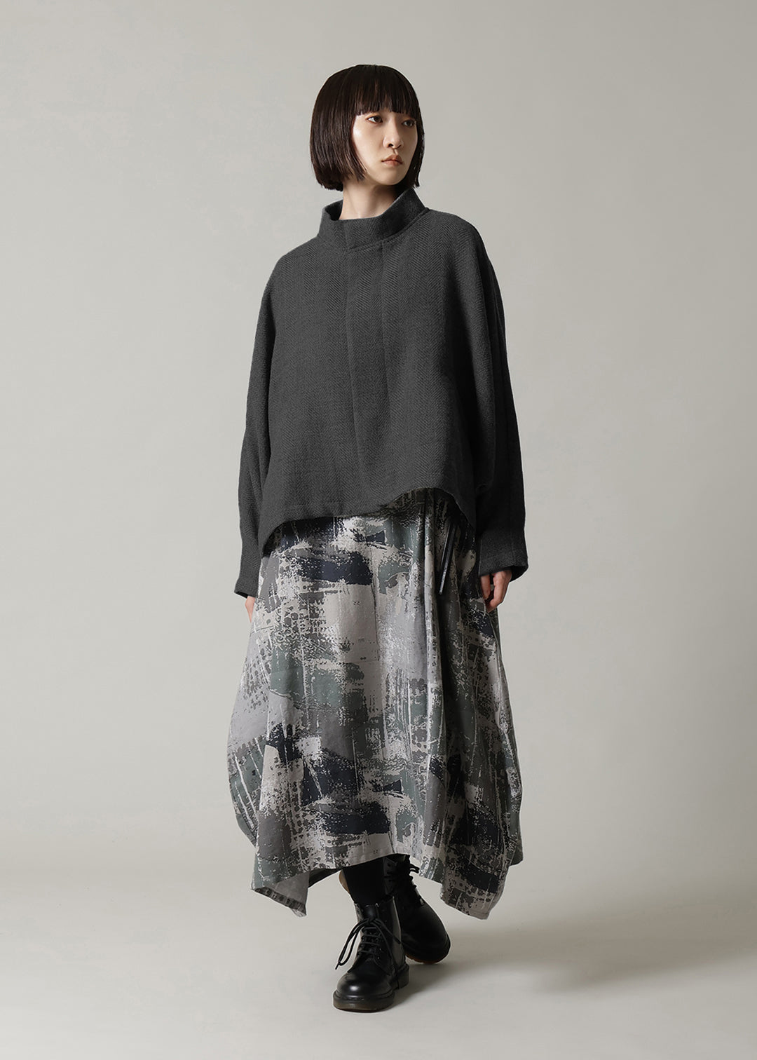 Matou Stand Collar Short JK Modura