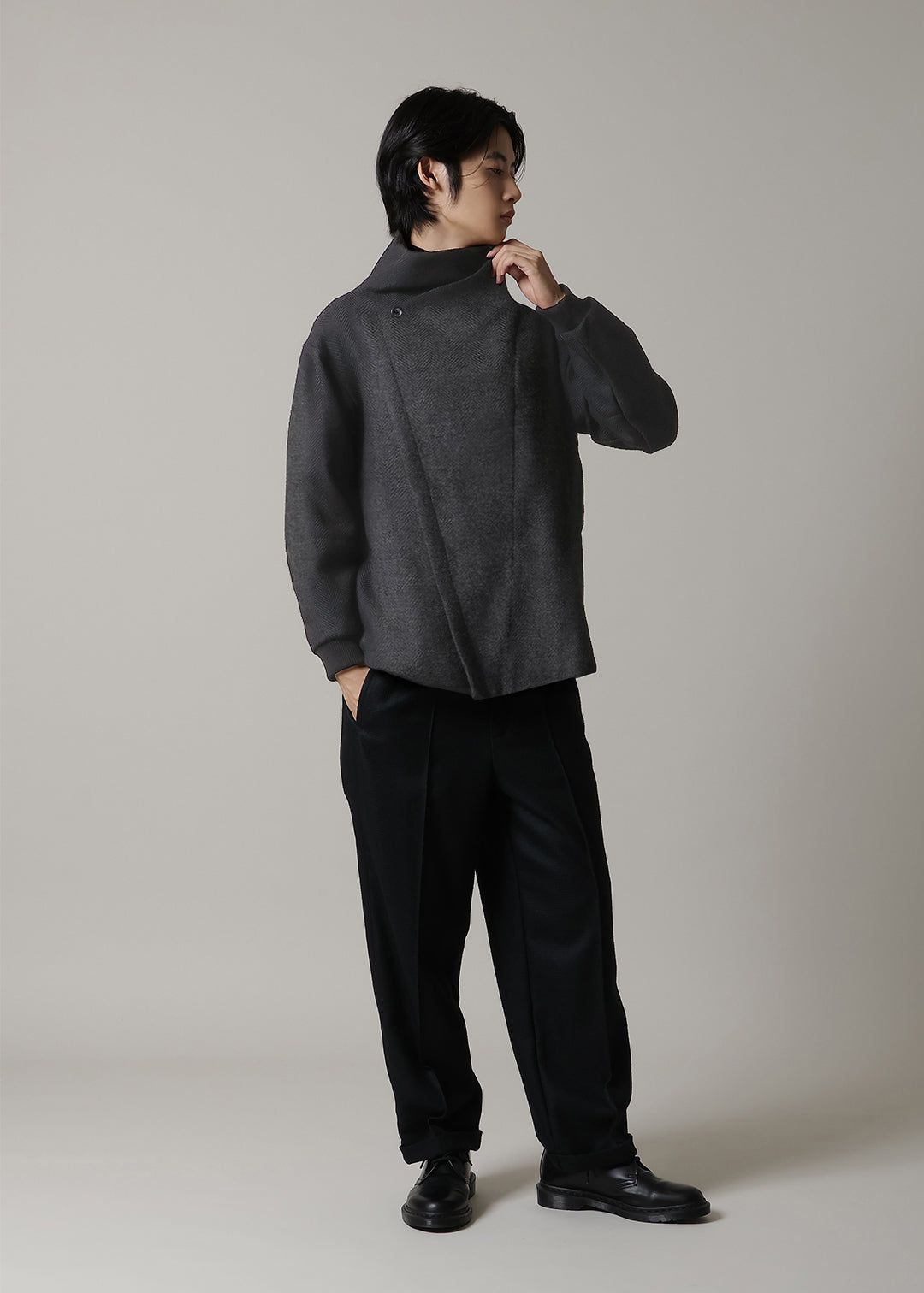 Nomad High Neck Drape BZ Modura