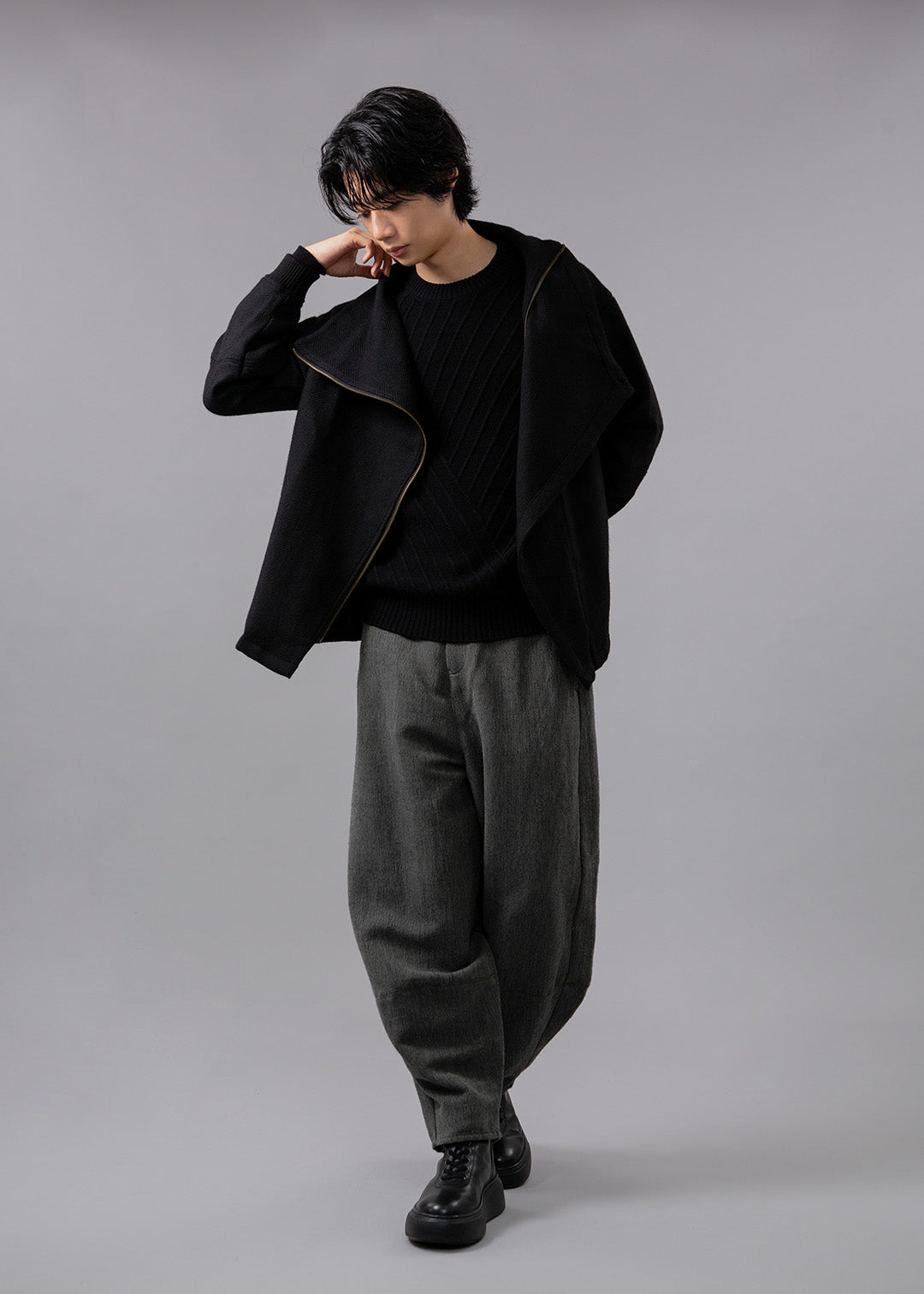 Nomad High Neck Drape BZ Modura