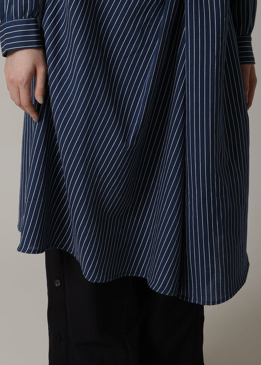 Yui Front Knotted OP L/C stripe