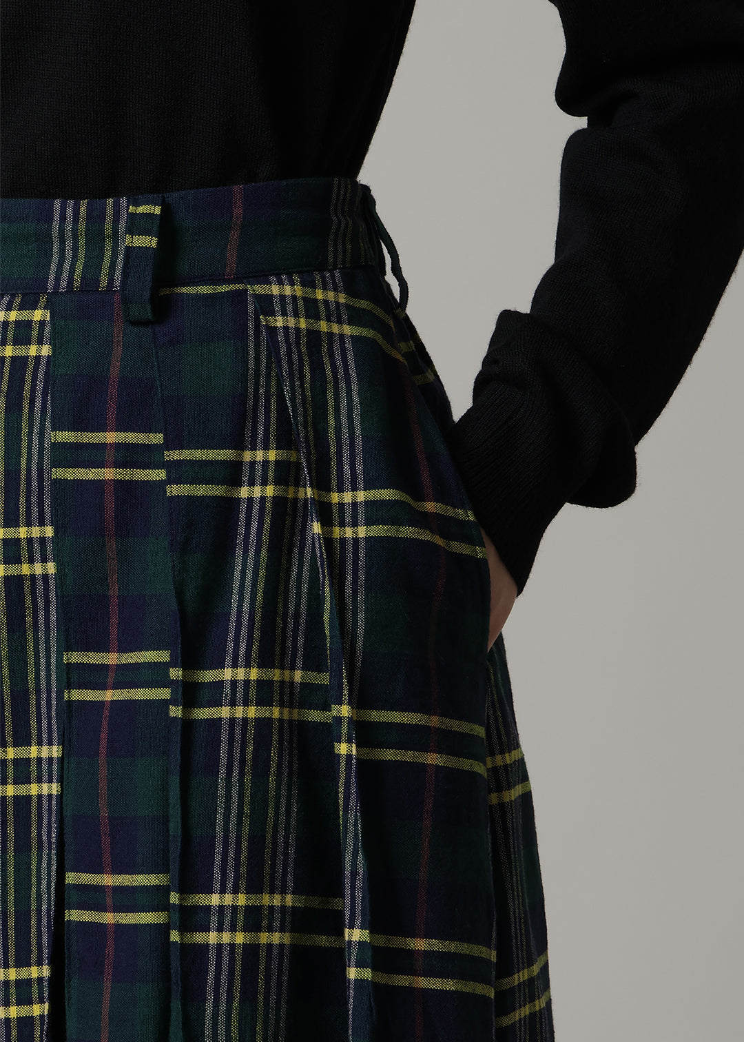 Kaname Uneven Pleat SK 56dt check