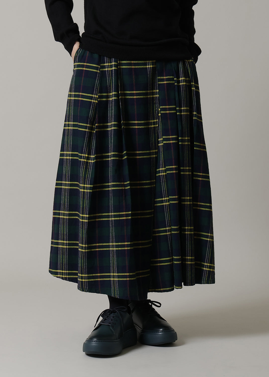 Kaname Uneven Pleat SK 56dt check