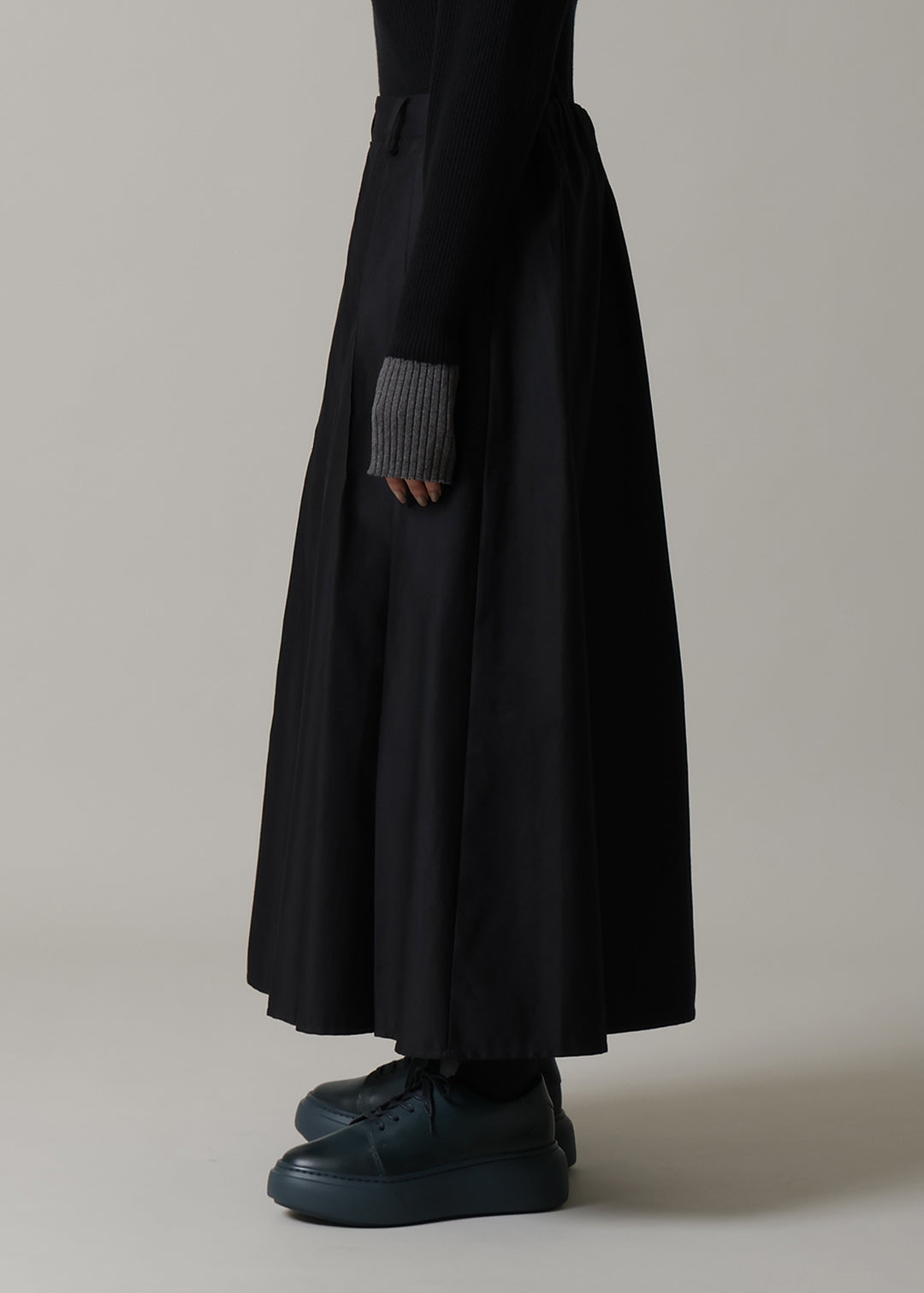 Kaname Uneven Pleat SK Cotton Chino