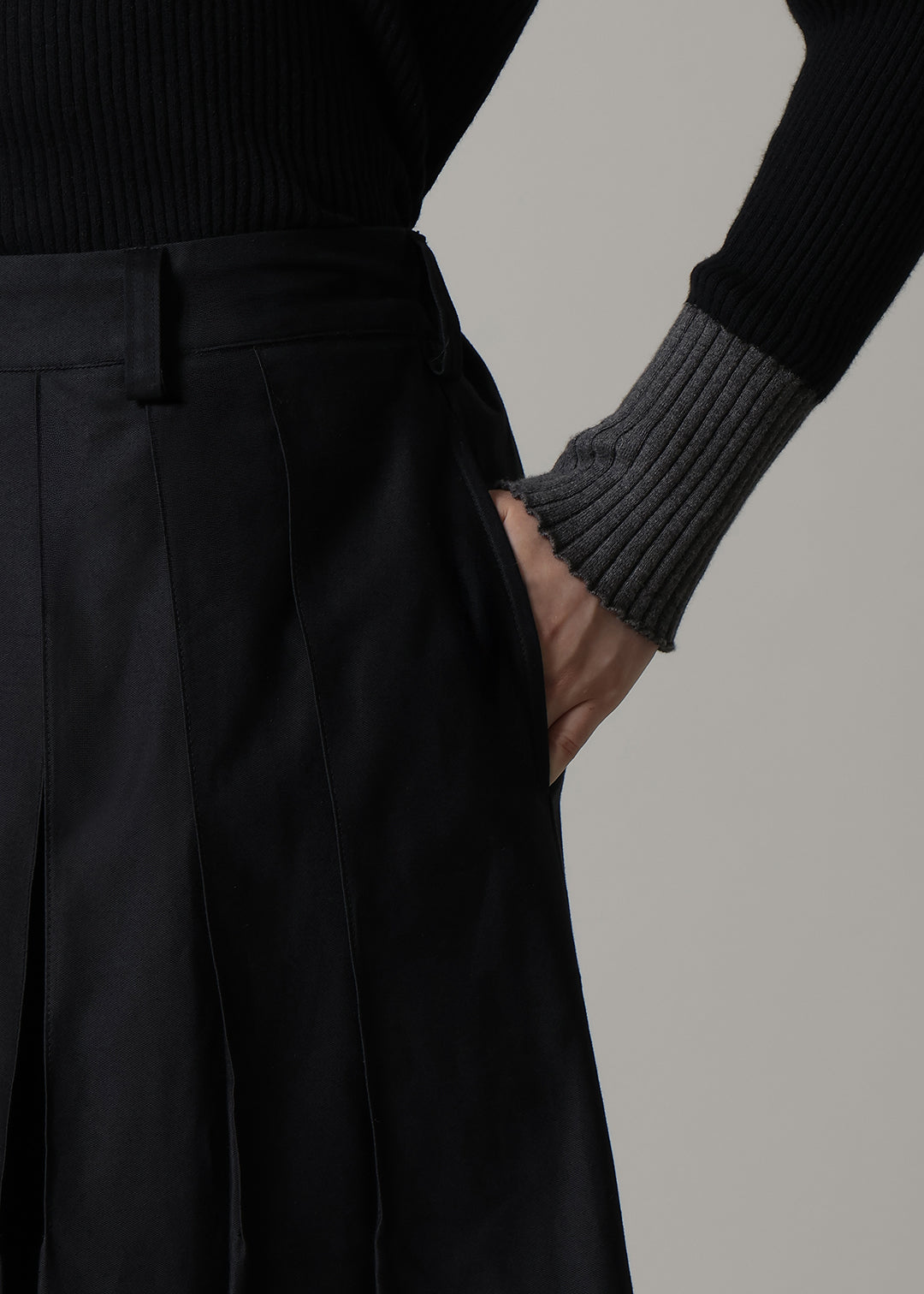 Kaname Uneven Pleat SK Cotton Chino