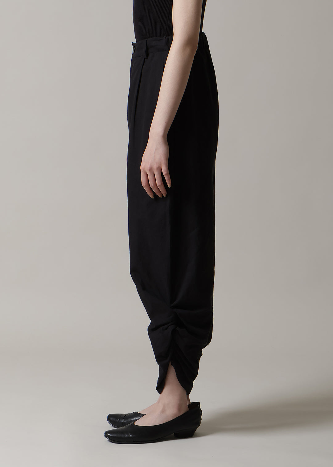 Sculpted Twisted Hem PT 56dt Khadi