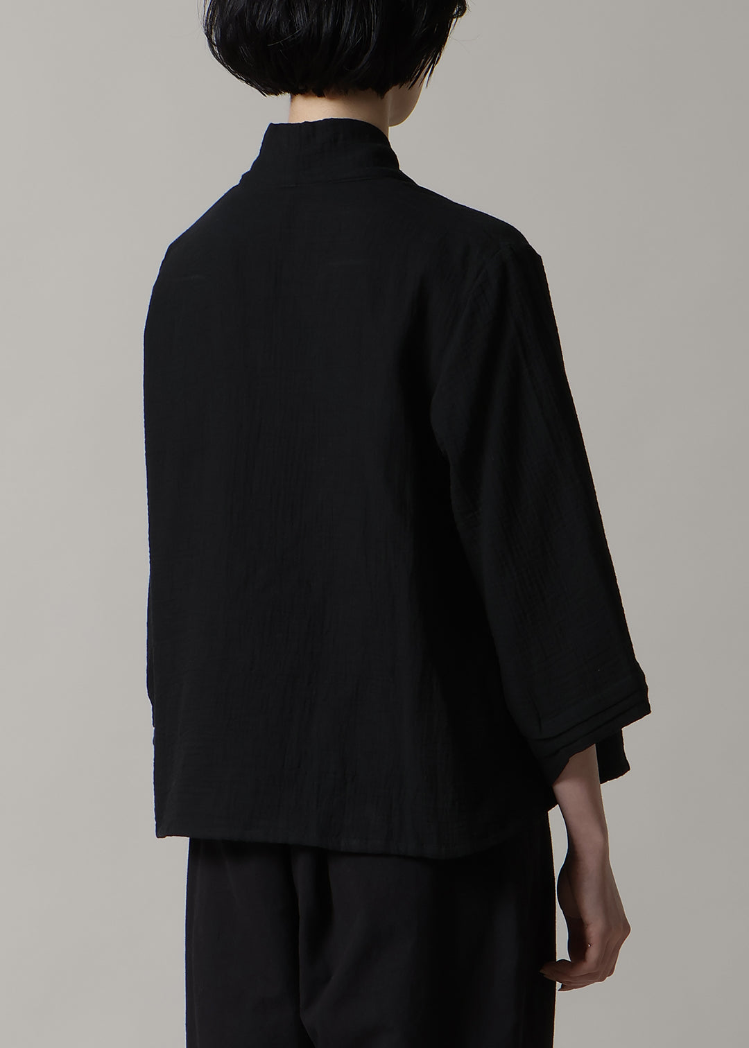 Sculpted Twist Neck TP Cotton Gauze