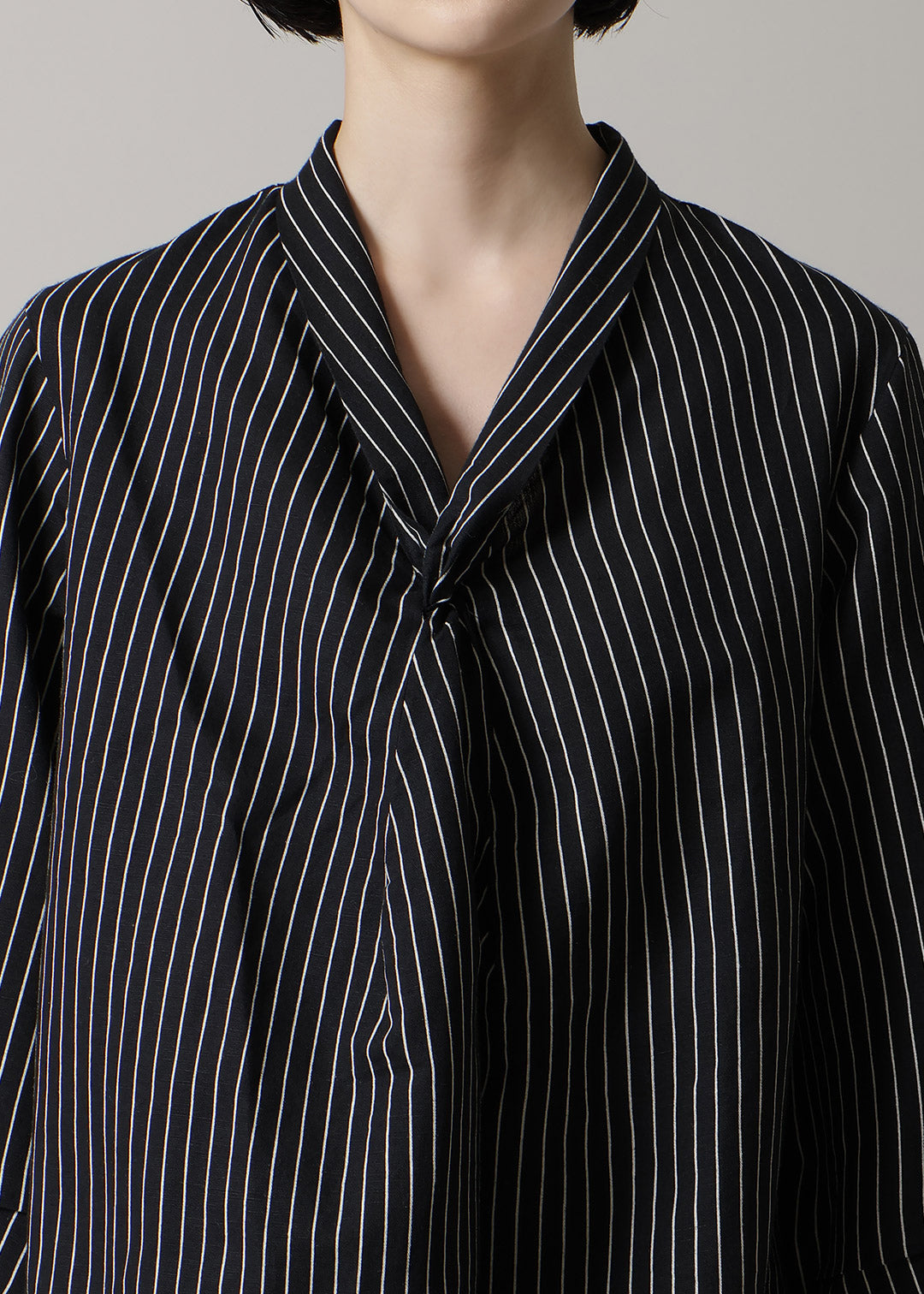 Sculpted Twist Neck TP L/C stripe