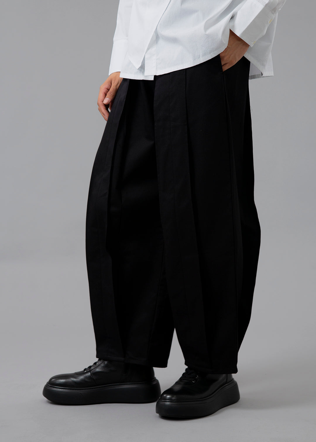 Sculpted Deep Tuck PT Cotton Chino