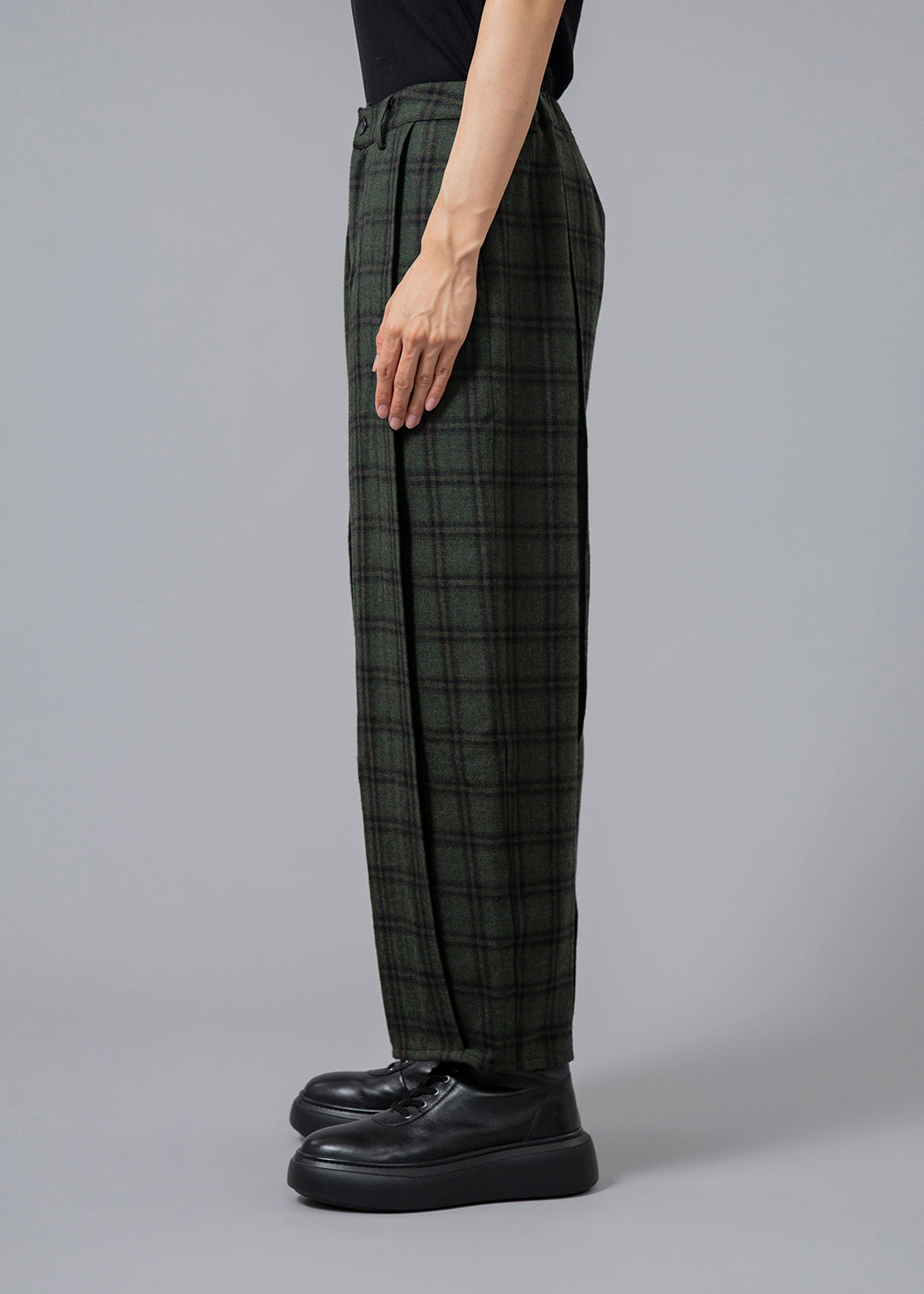 Sculpted Deep Tuck Pants Winterella